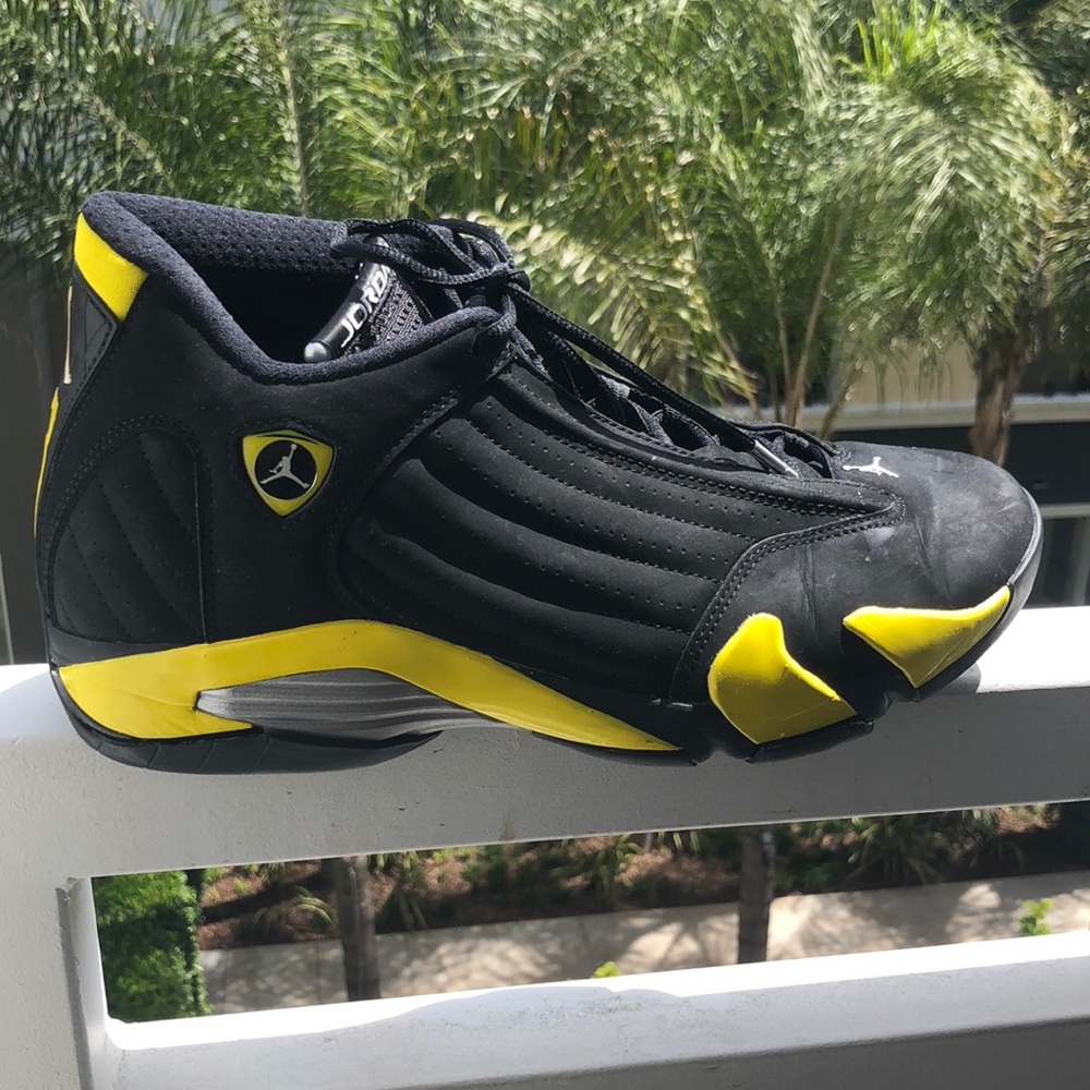 Air Jordan 14 Retro “Thunder”
